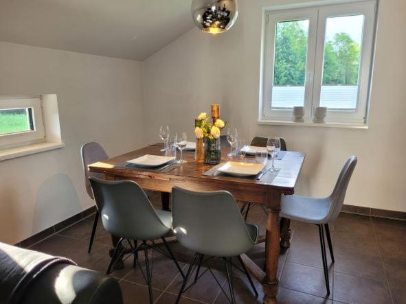 Familienfreundliche Grosszuegige Ferienwohnung Schlierachwelle Zwischen Schliersee Und Tegernsee Hausham Eksteriør billede